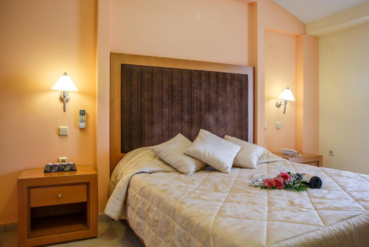 Hotel Serenity Tolón Esterno foto