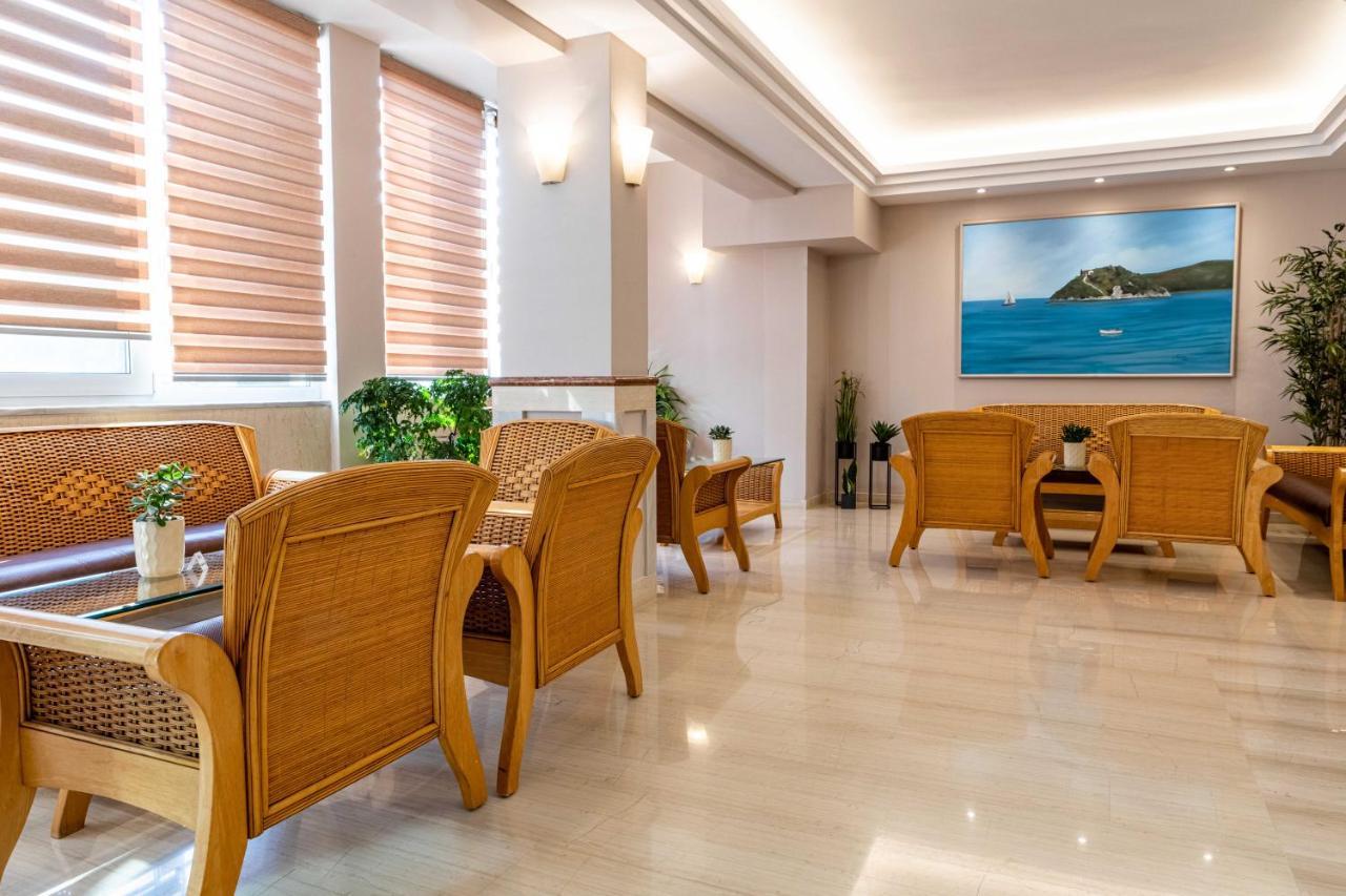 Hotel Serenity Tolón Esterno foto